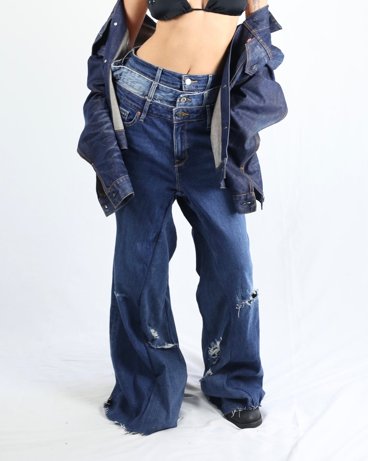 26W 32L - BEACH BLUE TRIPLE JEANS