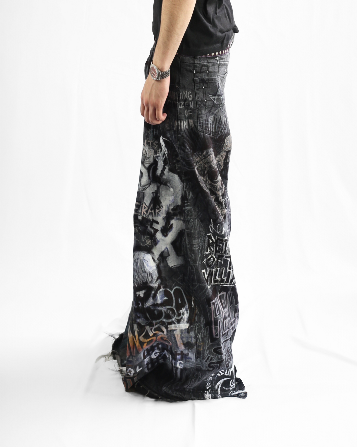 36W 32L - OBLITERATION JEANS