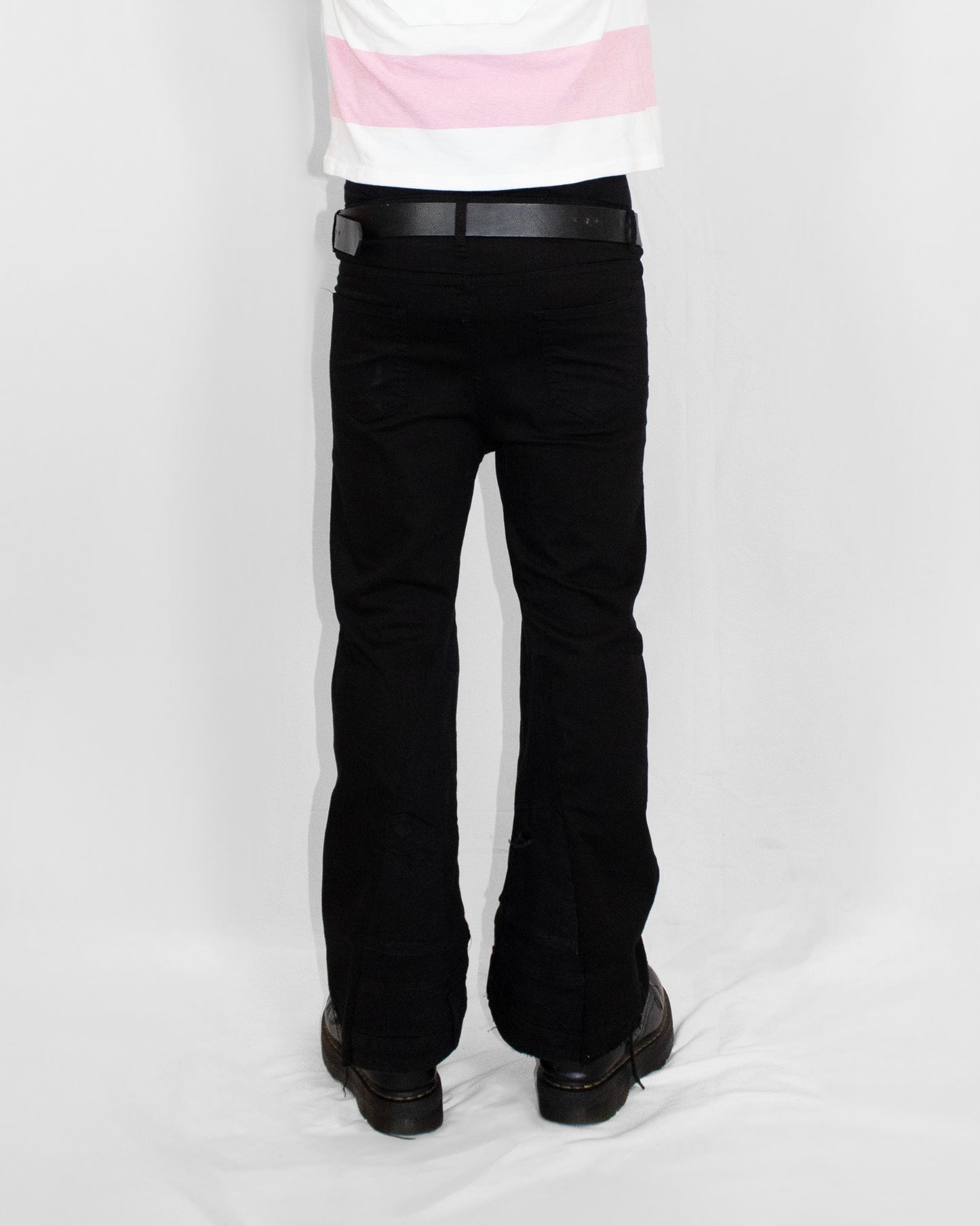 ESSENTIAL BLACK DENIM  002 "NORTHUN SOUL"